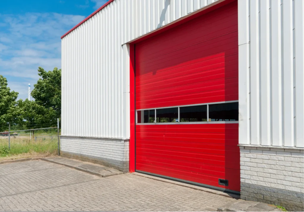 Servicios de Pintura Industrial, Pintura Acrílica y Recubrimientos para superficies. Aplicación de pintura industrial y pintura acrílica de alto rendimiento en superficies metálicas para interiores y exteriores de naves industriales.